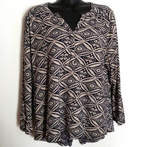 Lucky Brand shirt with beautiful details